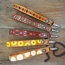 Load image into Gallery viewer, Wristlet Straps